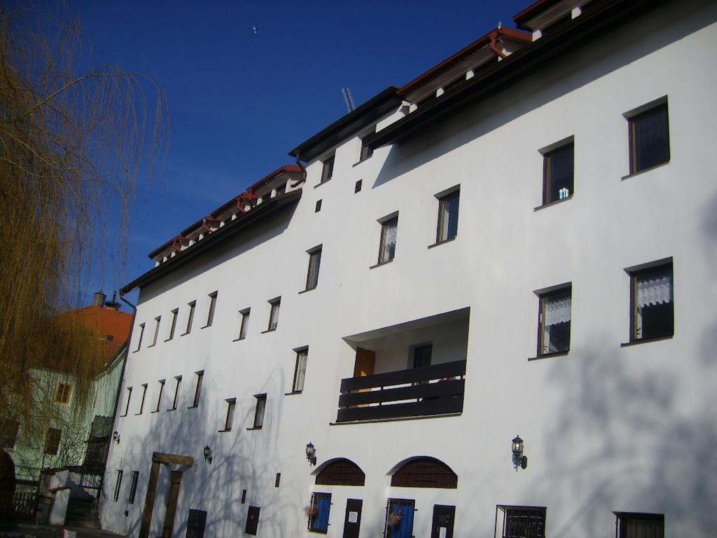 Hotel Pod Skalou Písek Exterior photo